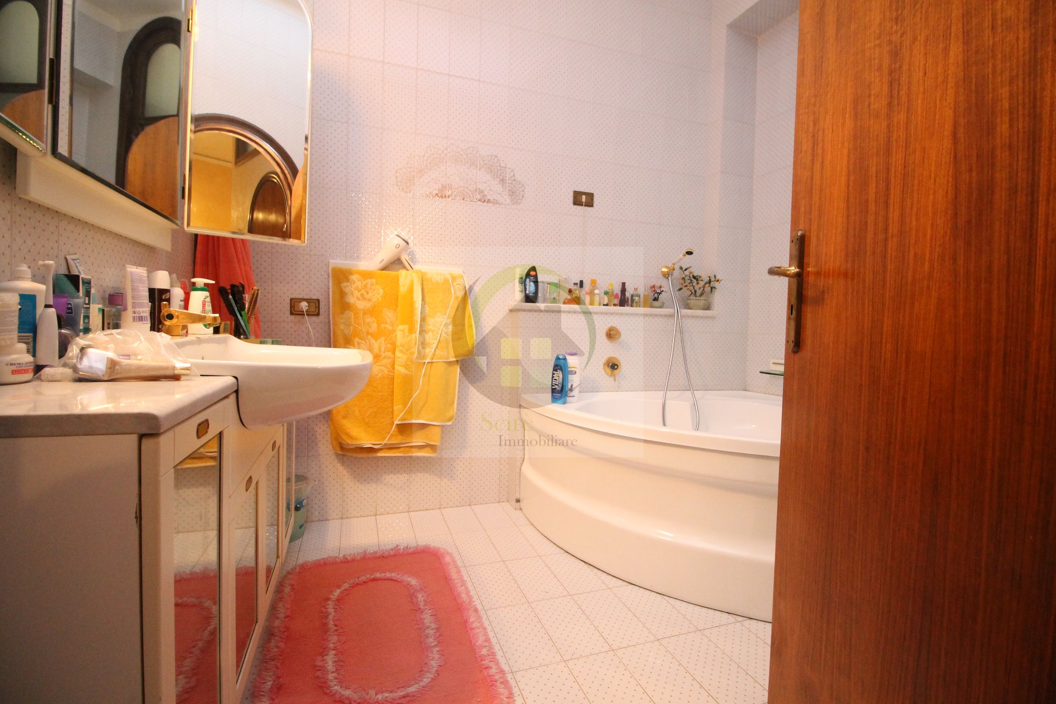 9 Amedeo, 0 , 0 ,0,Palazzo,Vendita,Amedeo,0,1251