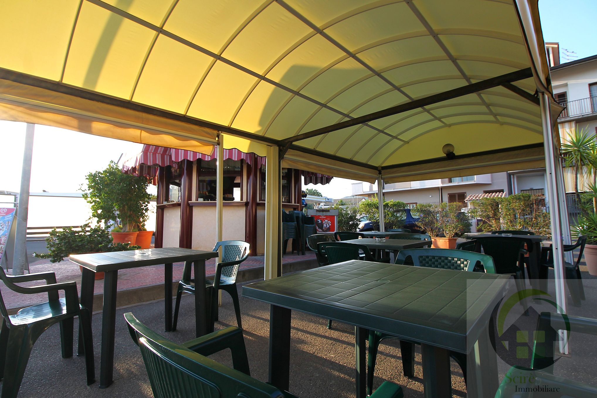 Rossa, 0 , 0 ,0,Locale commerciale,Vendita,Rossa,0,1274