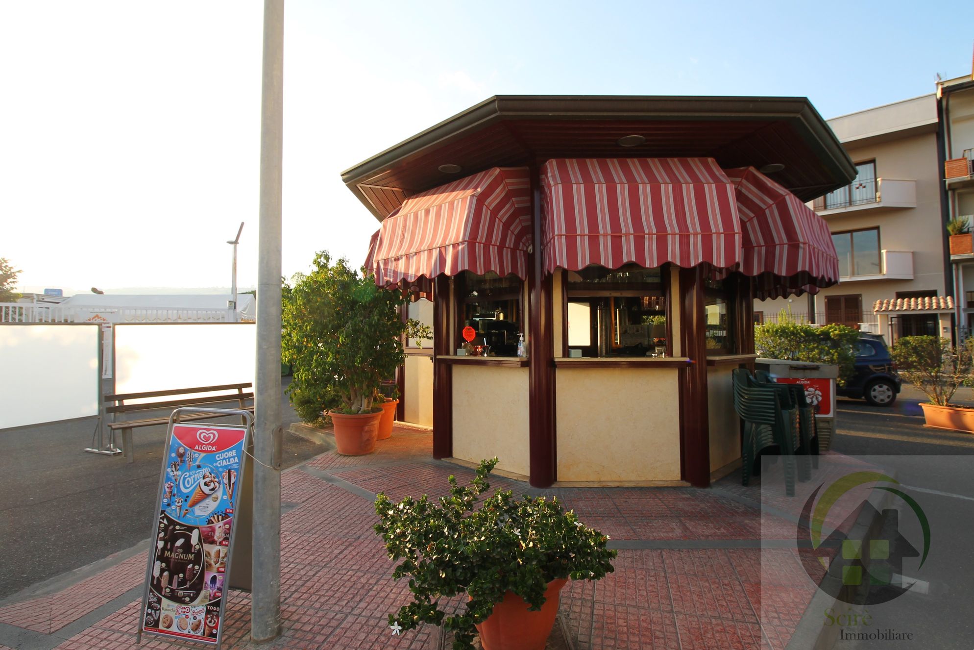 Rossa, 0 , 0 ,0,Locale commerciale,Vendita,Rossa,0,1274