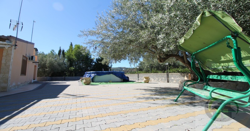 0 , 0 ,0,Villa,Vendita,0,1276