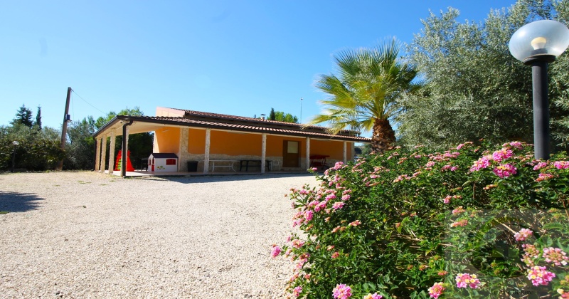 0 , 0 ,0,Villa,Vendita,0,1276