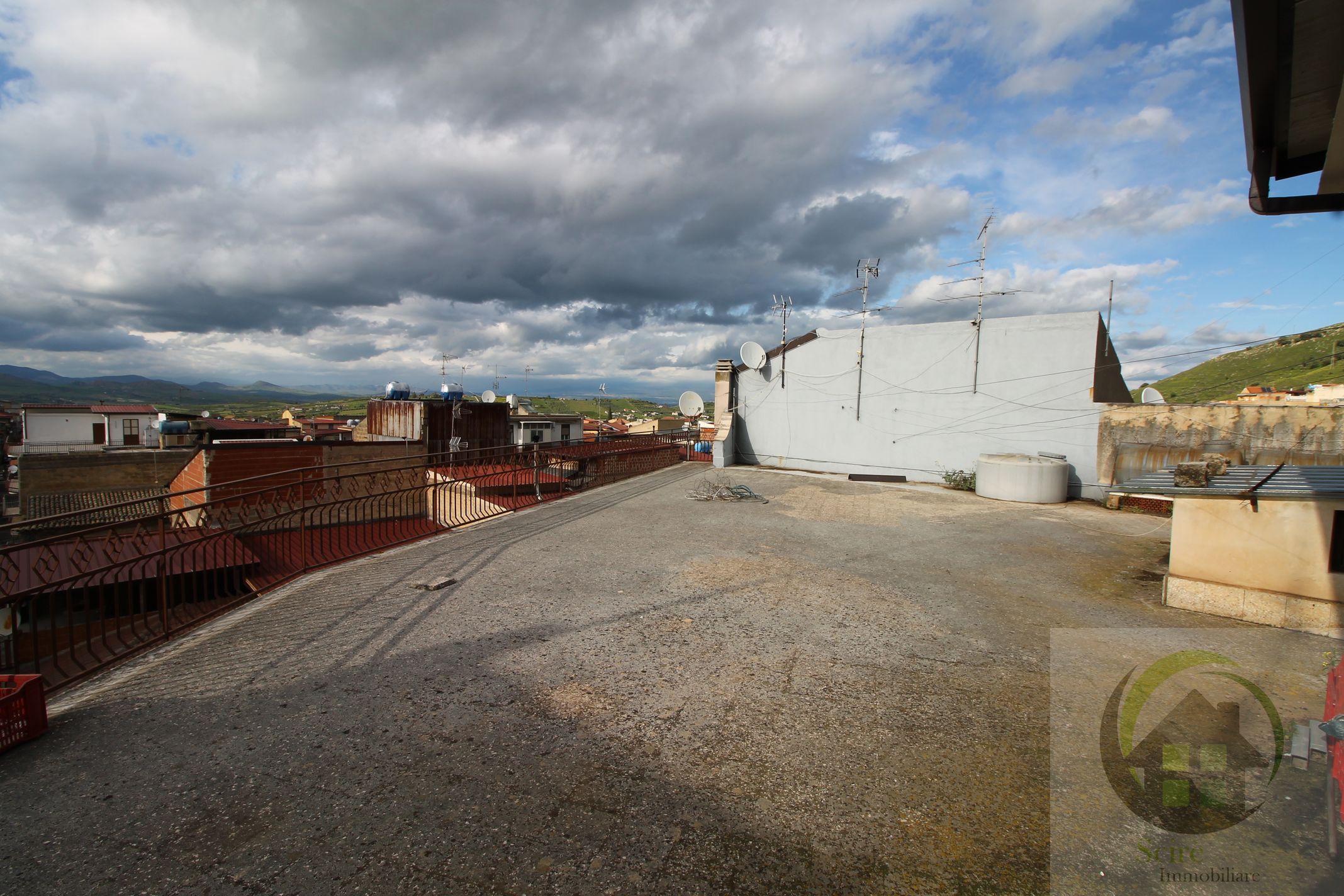 via Trento, 3 Stanze da Letto Stanze da Letto, ,20 BathroomsBathrooms,Apartment,Vendita,via Trento,1285