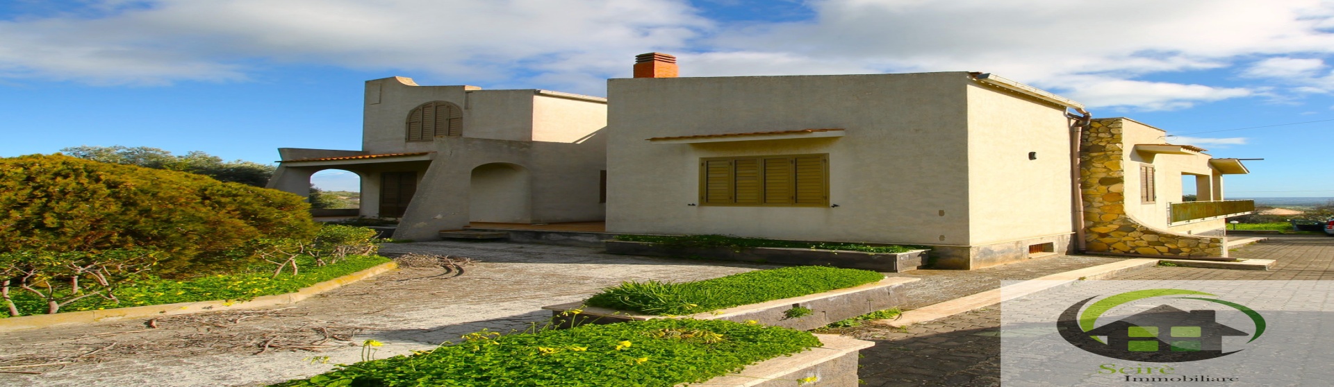 Scordia, Villa bifamiliare e 1000 mq di terreno edificabile